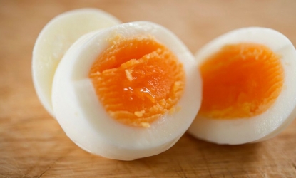 confezione da 6 Cuocere le uova verde in silicone per uova sode bollire le uova senza il guscio duovo portauova 